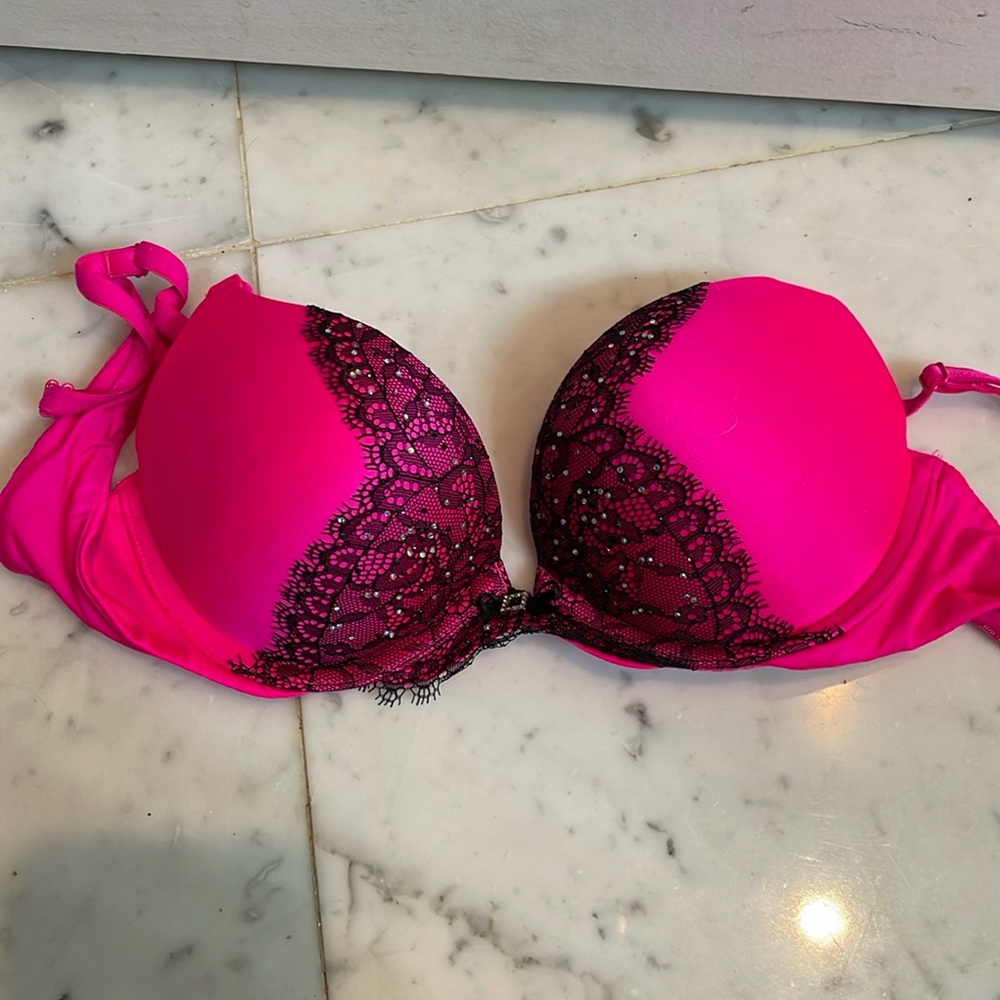 Victoria’s Secret bra
